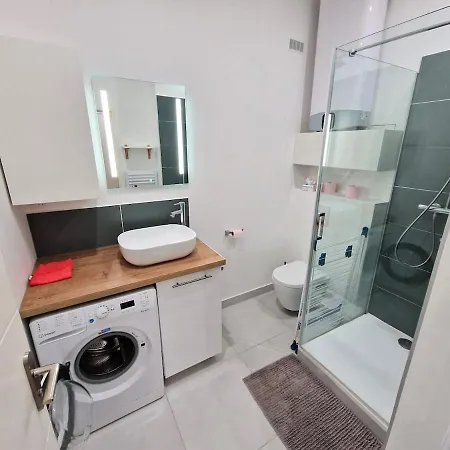 Apartment La Pause Des Chalets, Le Calme Au Coeur De Toulouse